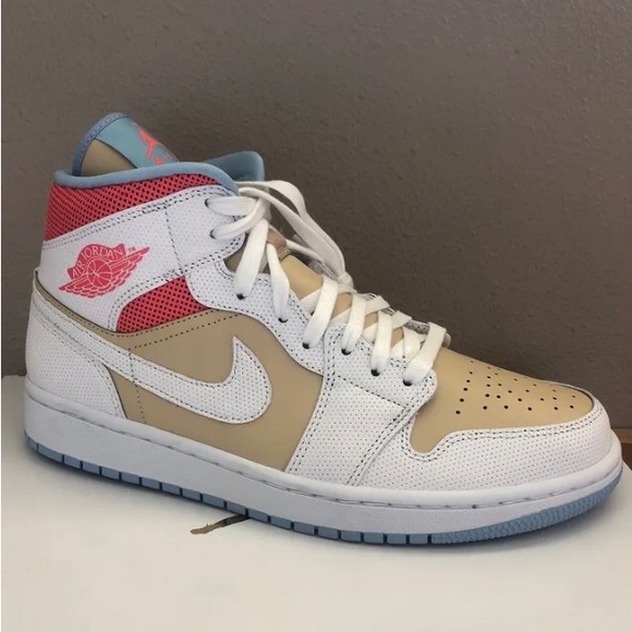 Womens Air Jordan 1 Mid SE Sesame - Picture 2 of 6